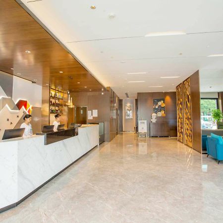 Borrman Hotel Nanning Railway Station Branch 외부 사진
