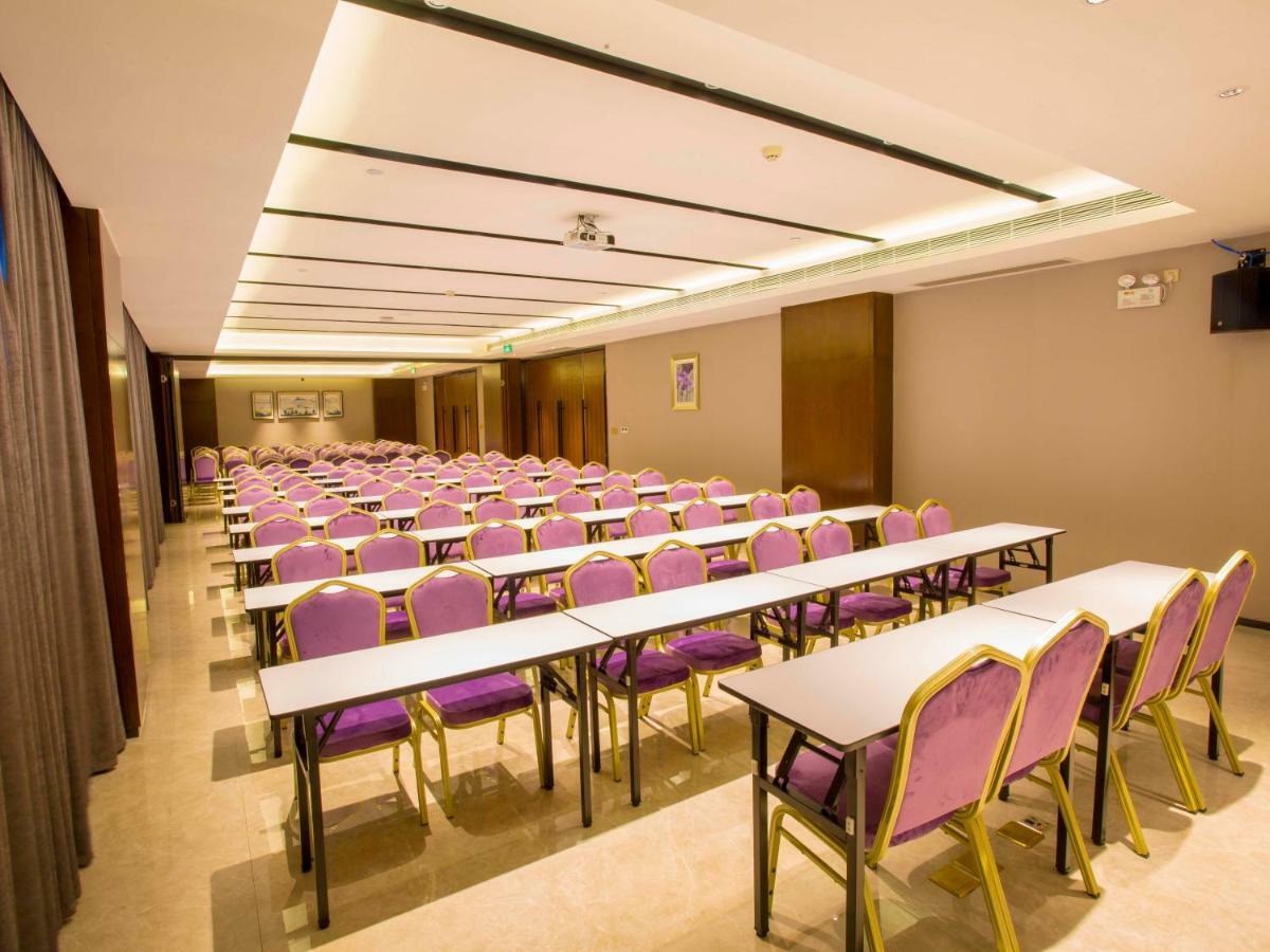 Borrman Hotel Nanning Railway Station Branch 외부 사진