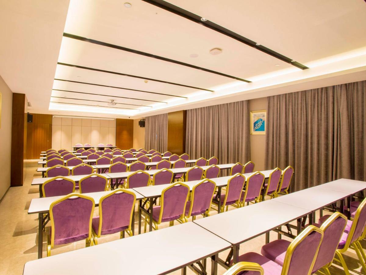 Borrman Hotel Nanning Railway Station Branch 외부 사진